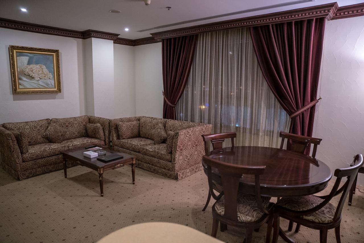 Rooz Park Hotel Эль-Хубар Экстерьер фото